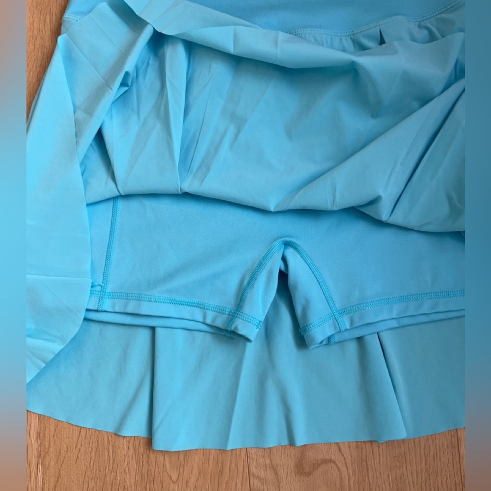 Nike Women's Match Dri Fit Light Blue Athletic Skirt - Picture 9 of 11